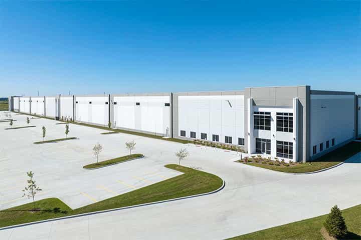 Avison Young arranges 1M+-sf industrial lease on behalf of Crow Holdings